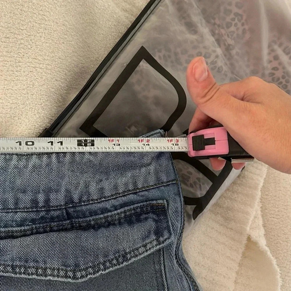 Asymmetrical denim skirt - Picture 7 of 9